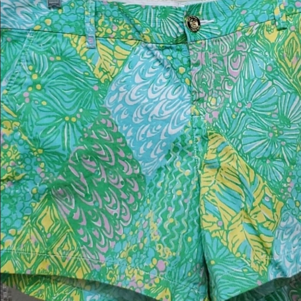 EUC Lilly Pulitzer Callahan Shorts. SZ 16